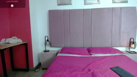 dymoni222 online show from 3, 3, 2025