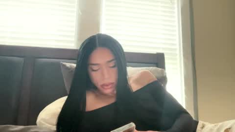 Dynasty online show from 3, 11, 2025