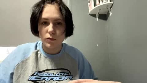 Snapshot of earthascritchfield chatting on 10, 4, 2026 Rina online show from 10, 4, 2026