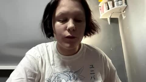 Snapshot of earthascritchfield chatting on 21, 4, 2026 Rina online show from 21, 4, 2026