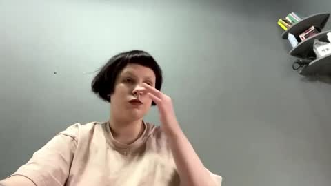 Snapshot of earthascritchfield chatting on 2, 5, 2026 Rina online show from 2, 5, 2026