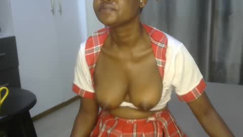 east_queen online show from 2, 2, 2025