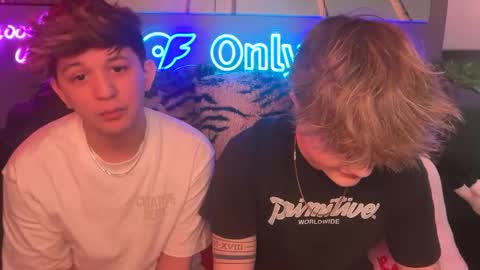 Snapshot of eastinwestin chatting on 2, 3, 2026 eastinwestin online show from 2, 3, 2026