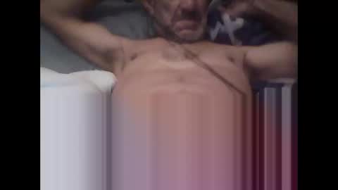 Snapshot of easye4015 chatting on 10, 11, 2025 Easye online show from 10, 11, 2025