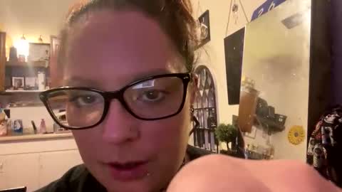 Snapshot of easyednem528280 chatting on 5, 11, 2025 easyednem528280 online show from 5, 11, 2025