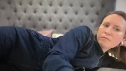 Snapshot of eatmypie69 chatting on 27, 1, 2025 Nadia Ferreira  online show from 27, 1, 2025