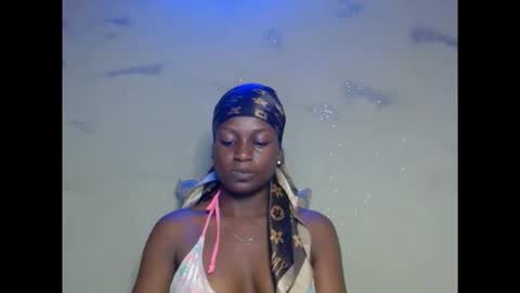 Snapshot of eatuupx chatting on 3, 12, 2025 eatuupx online show from 3, 12, 2025