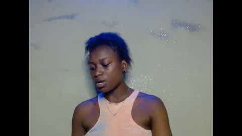 Snapshot of eatuupx chatting on 4, 12, 2025 eatuupx online show from 4, 12, 2025