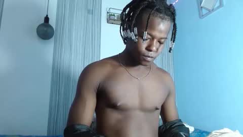 Chris Palaz  online show from 18, 11, 2025