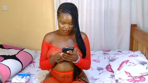 Snapshot of ebony_bunnny chatting on 7, 7, 2026 Bunny online show from 7, 7, 2026