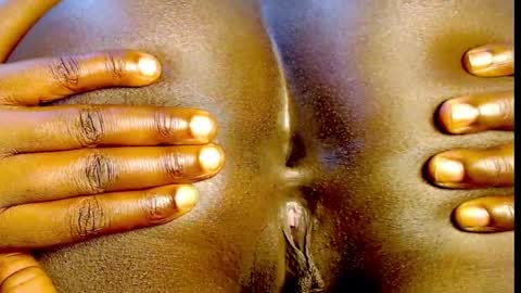 ebony choco2 online show from 16, 1, 2025