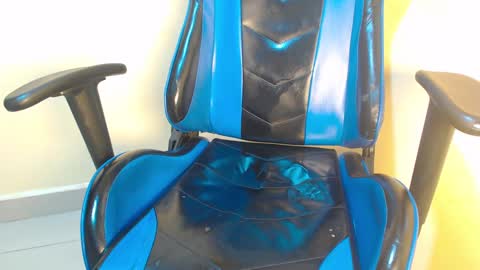 ebony choco2 online show from 4, 3, 2025