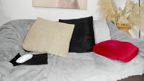 Cristal Ebony online show from 18, 11, 2025