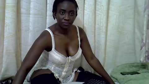 Snapshot of ebony_dessy chatting on 10, 6, 2026 Desire online show from 10, 6, 2026
