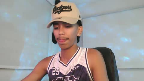 ebony_fuckboy online show from 20, 11, 2025