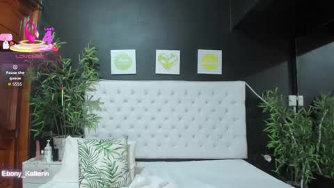 ebony_katterin online show from 11, 10, 2025