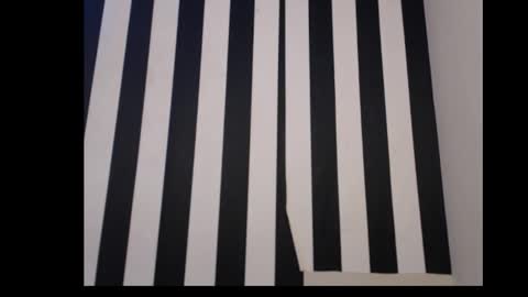 Ella online show from 6, 11, 2025