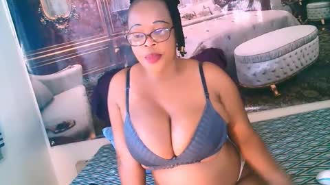 Snapshot of ebonyblooom69 chatting on 18, 9, 2025 ebonyblooom69 online show from 18, 9, 2025
