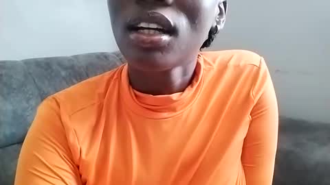 Ebony Melanie online show from 8, 3, 2025