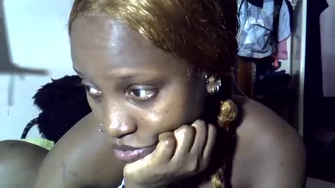 Snapshot of ebonykiki chatting on 13, 6, 2026 ebonykiki online show from 13, 6, 2026