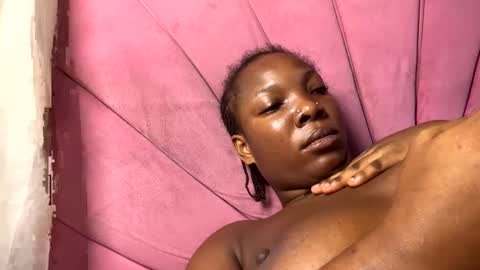 ebonykissxx online show from 14, 4, 2026