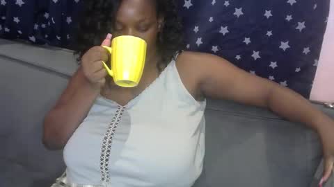 Snapshot of ebonymayahh chatting on 23, 4, 2026 ebonymayahh online show from 23, 4, 2026