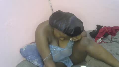 Snapshot of ebonymayahh chatting on 29, 4, 2026 ebonymayahh online show from 29, 4, 2026