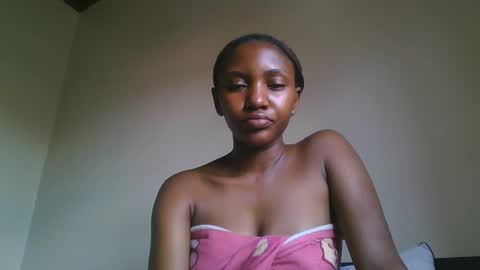 ebonyslut09 online show from 15, 3, 2026