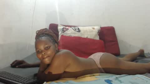 Snapshot of ebonyspicy chatting on 6, 1, 2026 ebonyspicy online show from 6, 1, 2026