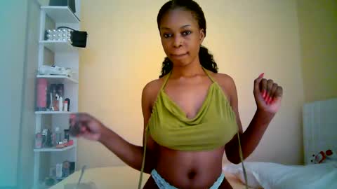 ebonytanqueen online show from 16, 6, 2026