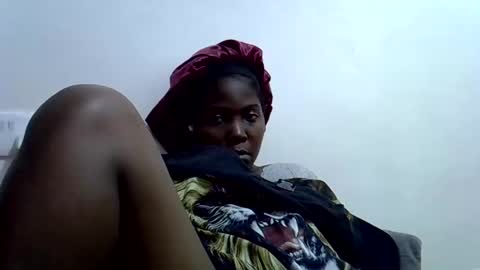 Snapshot of ebonytiffany chatting on 16, 2, 2025 ebonytiffany online show from 16, 2, 2025