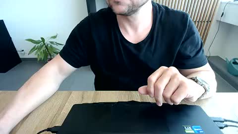 Snapshot of echoesethos chatting on 24, 4, 2026 Echo online show from 24, 4, 2026