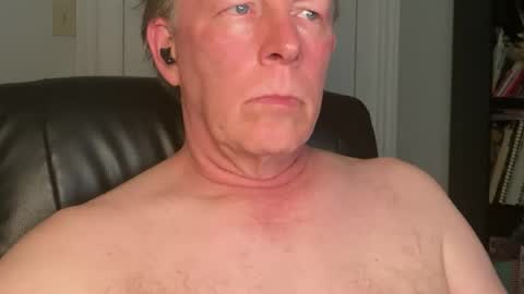 Snapshot of eddygl1968 chatting on 17, 6, 2026 Eddy online show from 17, 6, 2026
