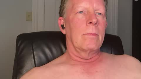Snapshot of eddygl1968 chatting on 17, 7, 2026 Eddy online show from 17, 7, 2026
