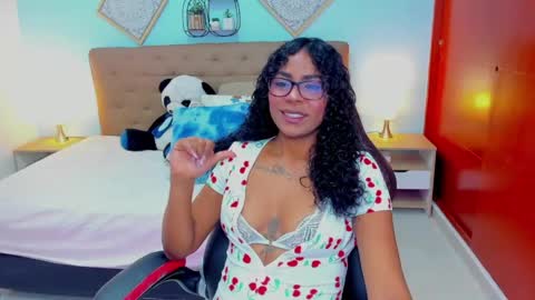 Snapshot of edelaine_rogers chatting on 21, 4, 2026 ede online show from 21, 4, 2026