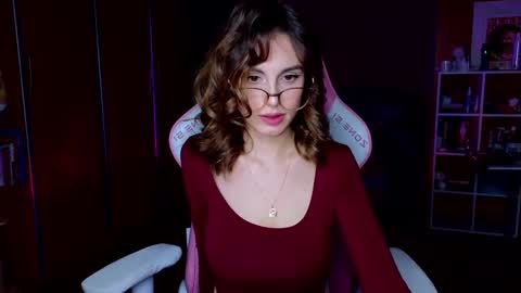 Edeline online show from 6, 3, 2025