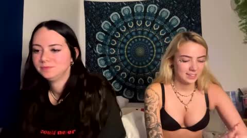 Eden Kaya online show from 5, 10, 2025