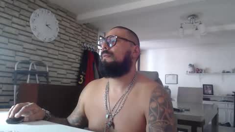 Snapshot of edgarram83 chatting on 7, 10, 2025 edgarram83 online show from 7, 10, 2025