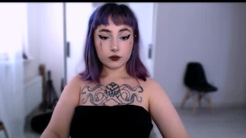 fickle demon made of clumps of matter online show from 19, 12, 2025