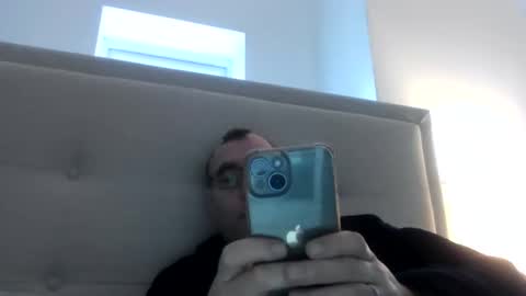 Snapshot of edinandy77 chatting on 25, 11, 2025 edinandy77 online show from 25, 11, 2025