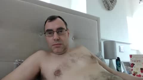 Snapshot of edinandy77 chatting on 11, 3, 2026 edinandy77 online show from 11, 3, 2026