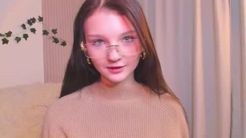 Lisa  online show from 12, 2, 2025