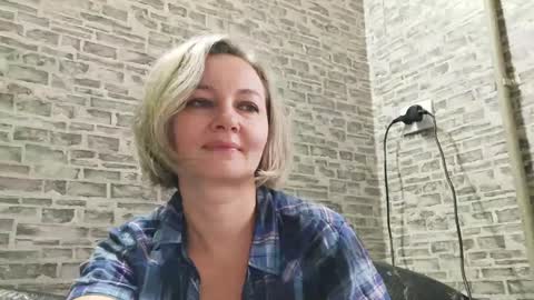 Snapshot of edithmanning chatting on 21, 12, 2024 edithmanning online show from 21, 12, 2024