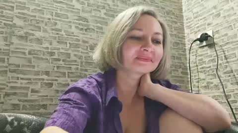 Snapshot of edithmanning chatting on 28, 12, 2024 edithmanning online show from 28, 12, 2024