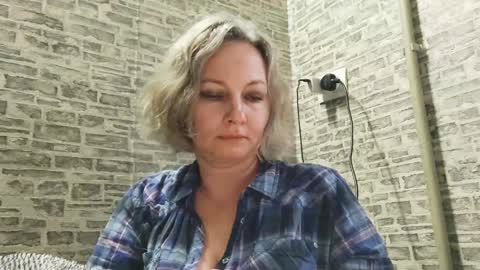 Snapshot of edithmanning chatting on 14, 1, 2025 edithmanning online show from 14, 1, 2025