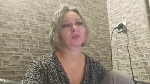 Snapshot of edithmanning chatting on 17, 1, 2025 edithmanning online show from 17, 1, 2025