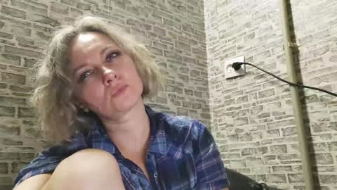 Snapshot of edithmanning chatting on 25, 1, 2025 edithmanning online show from 25, 1, 2025