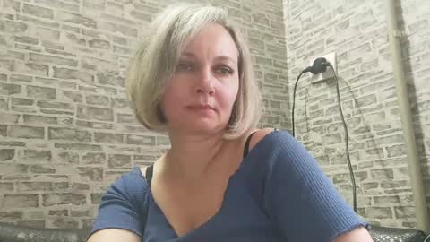 Snapshot of edithmanning chatting on 6, 2, 2025 edithmanning online show from 6, 2, 2025