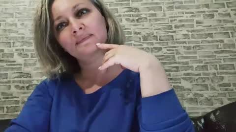 Snapshot of edithmanning chatting on 11, 3, 2025 edithmanning online show from 11, 3, 2025