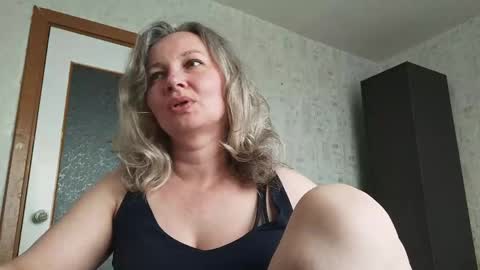 Snapshot of edithmanning chatting on 6, 6, 2026 edithmanning online show from 6, 6, 2026